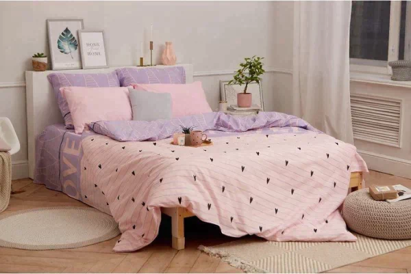 Постельное бельё «Этель» 1.5 сп Violet love 143*215 см, 150*214 см, 70*70 см - 2 шт, бязь 125 г/м2